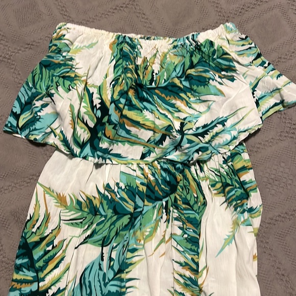 Tropical maxi dress with leaf print - Picture 3 of 3